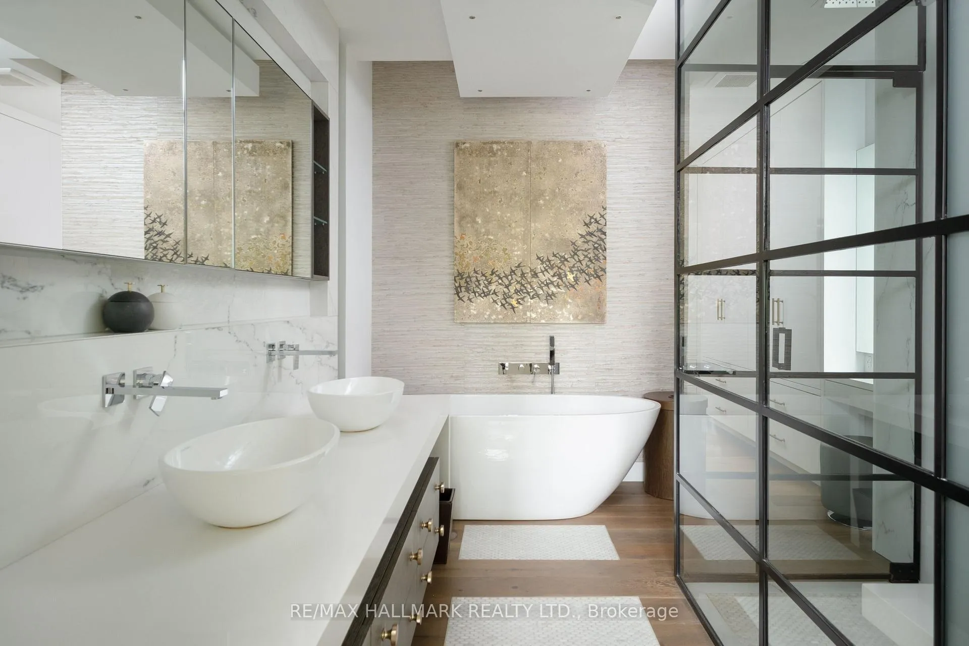 Photo 17 of 23 Lowther Avenue, Toronto, The Annex — HOMEH