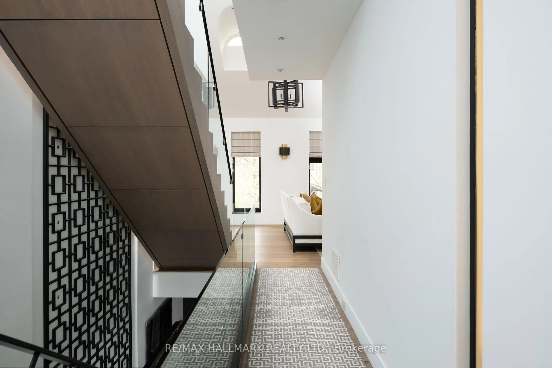 Photo 19 of 23 Lowther Avenue, Toronto, The Annex — HOMEH