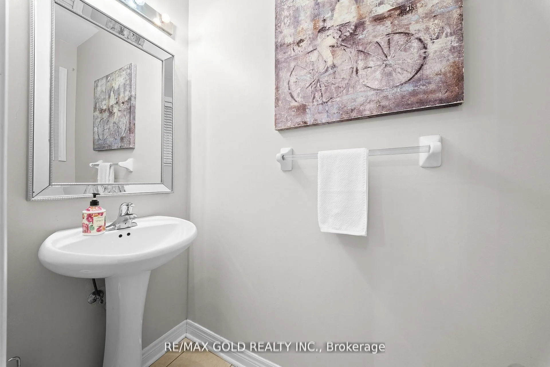 Photo 15 of 36 Ocean Ridge Drive E, Brampton, Sandringham-Wellington — HOMEH