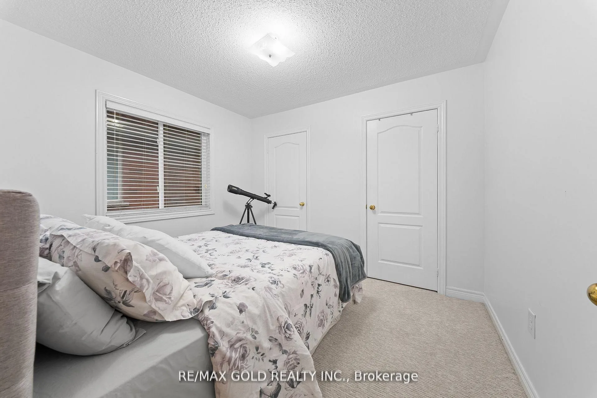 Photo 29 of 36 Ocean Ridge Drive E, Brampton, Sandringham-Wellington — HOMEH