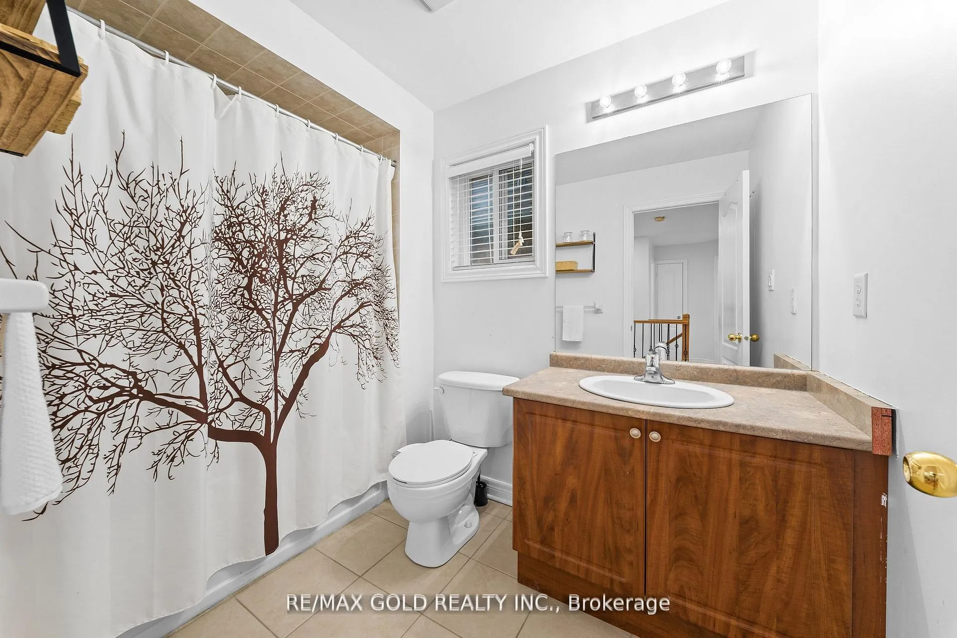 Photo 30 of 36 Ocean Ridge Drive E, Brampton, Sandringham-Wellington — HOMEH