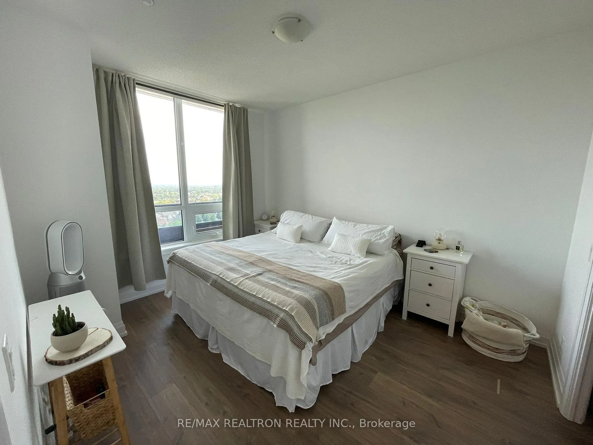 Photo 7 of Unit 1216, 7900 Bathurst Street, Vaughan, Beverley Glen — HOMEH
