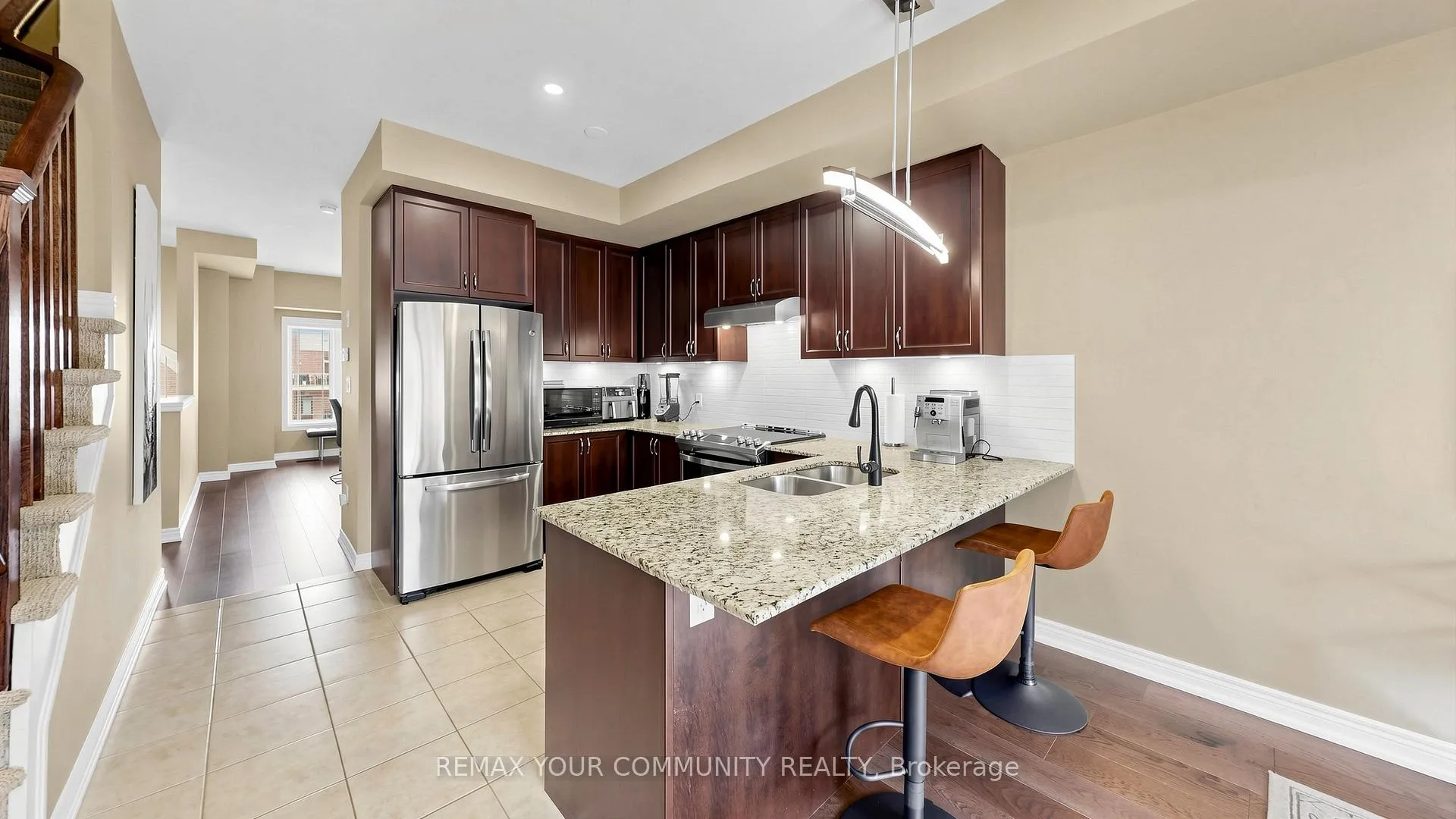 Photo 9 of 4160 Galileo Common, Burlington, Shoreacres — HOMEH