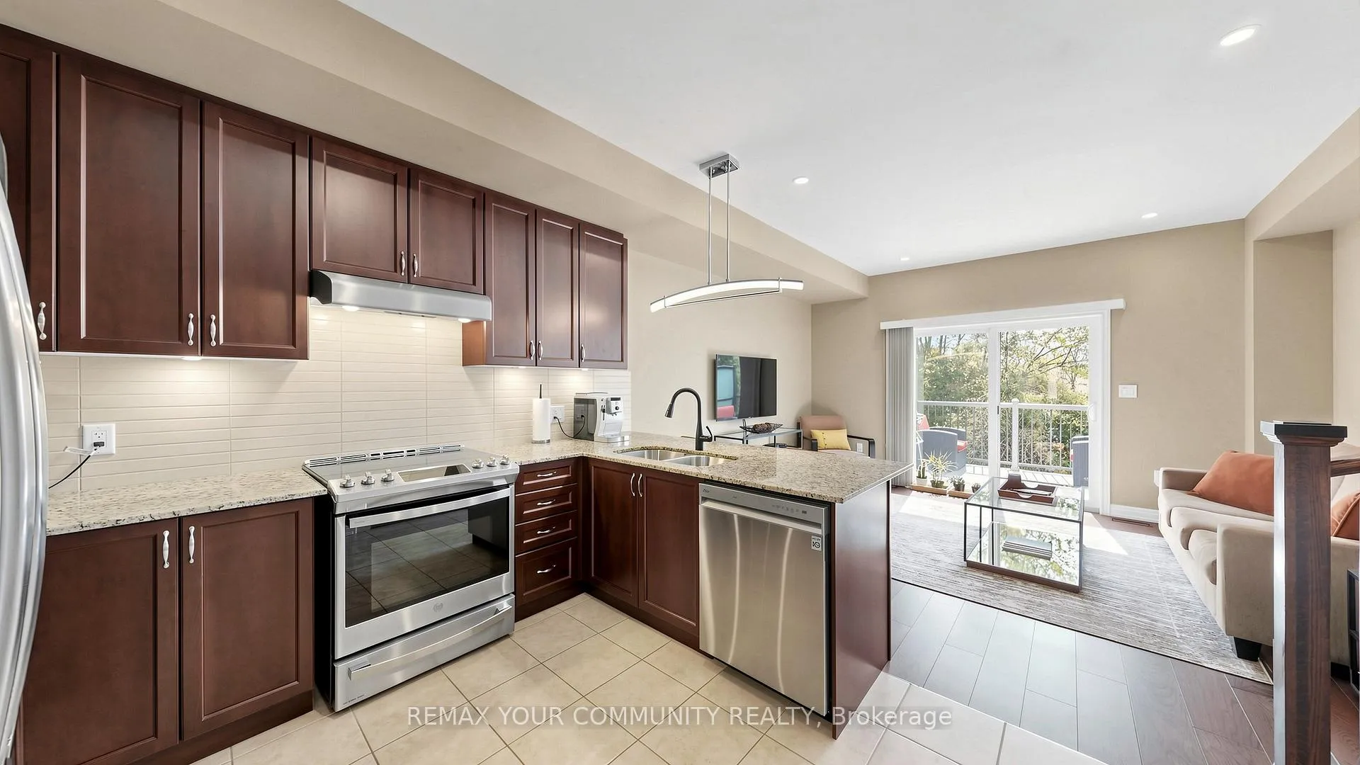 Photo 12 of 4160 Galileo Common, Burlington, Shoreacres — HOMEH