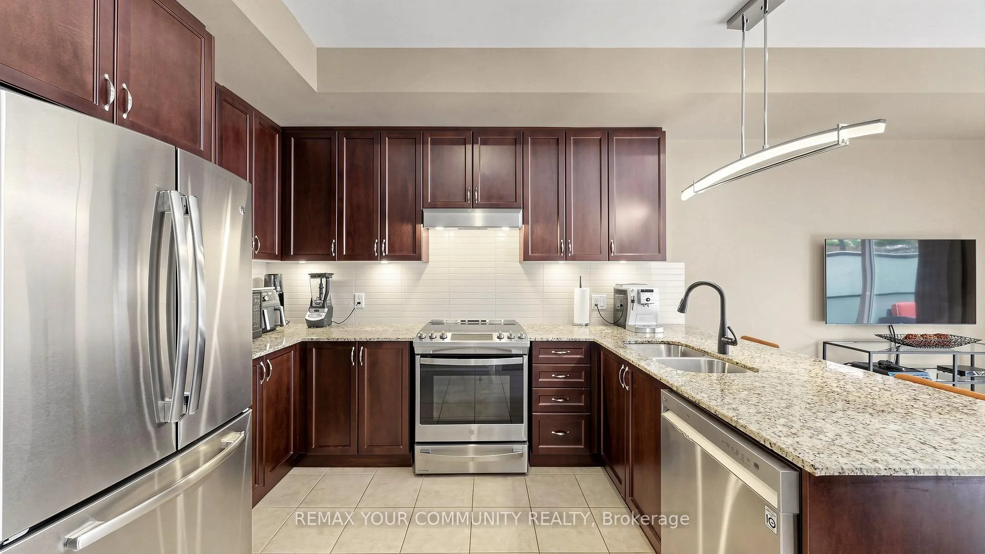 Photo 13 of 4160 Galileo Common, Burlington, Shoreacres — HOMEH
