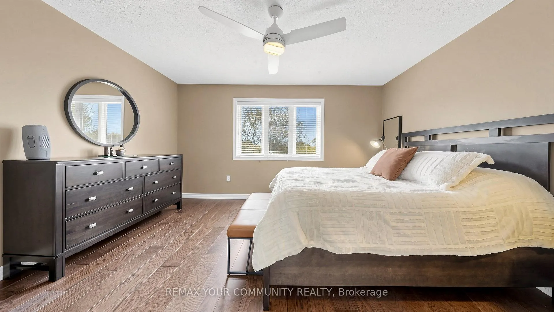 Photo 29 of 4160 Galileo Common, Burlington, Shoreacres — HOMEH