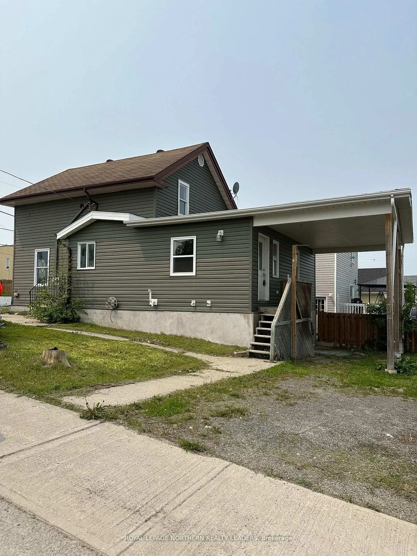 Photo 2 of 142 Kent Avenue, Timmins, TS - SW — HOMEH