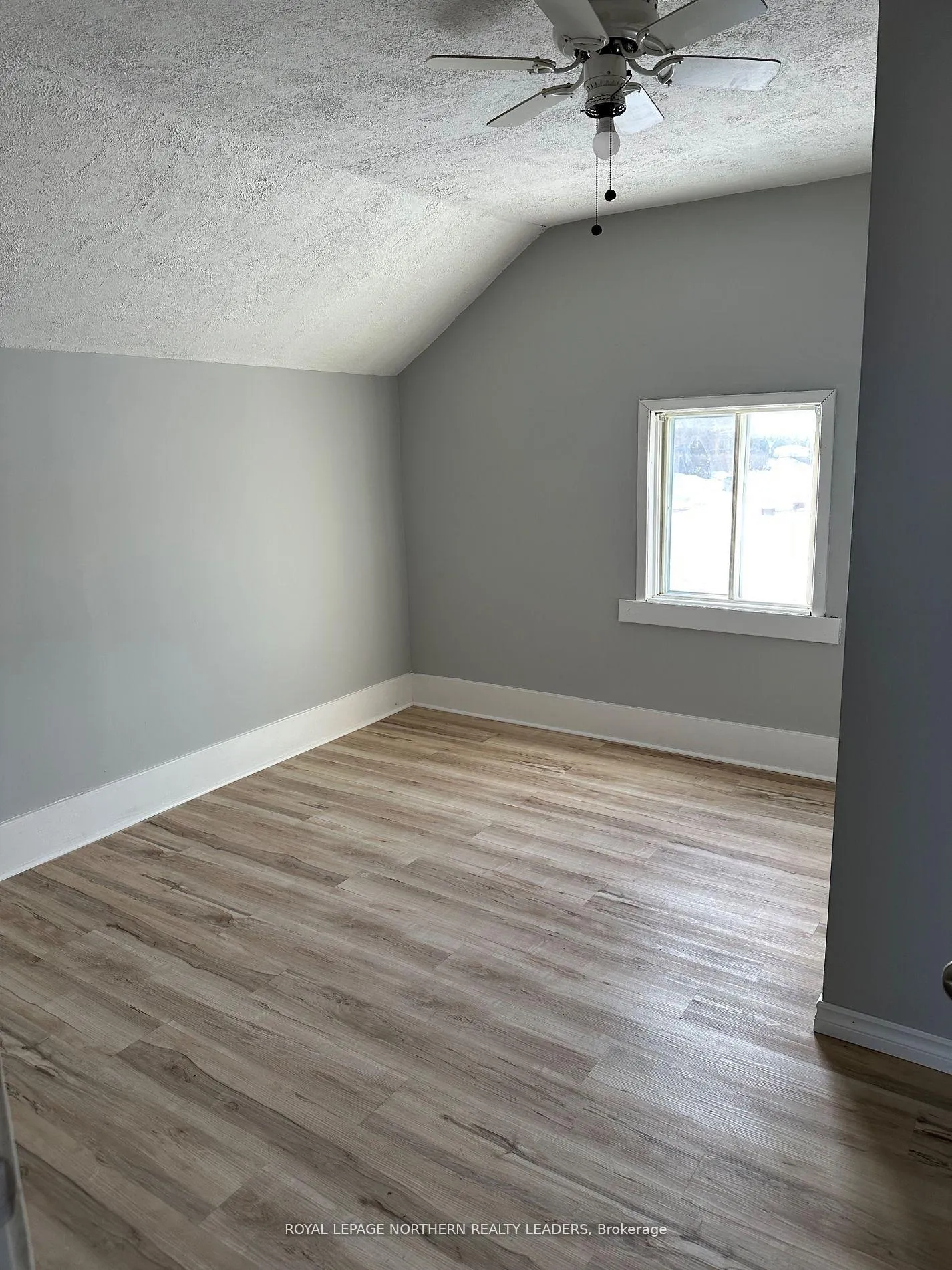 Photo 10 of 142 Kent Avenue, Timmins, TS - SW — HOMEH