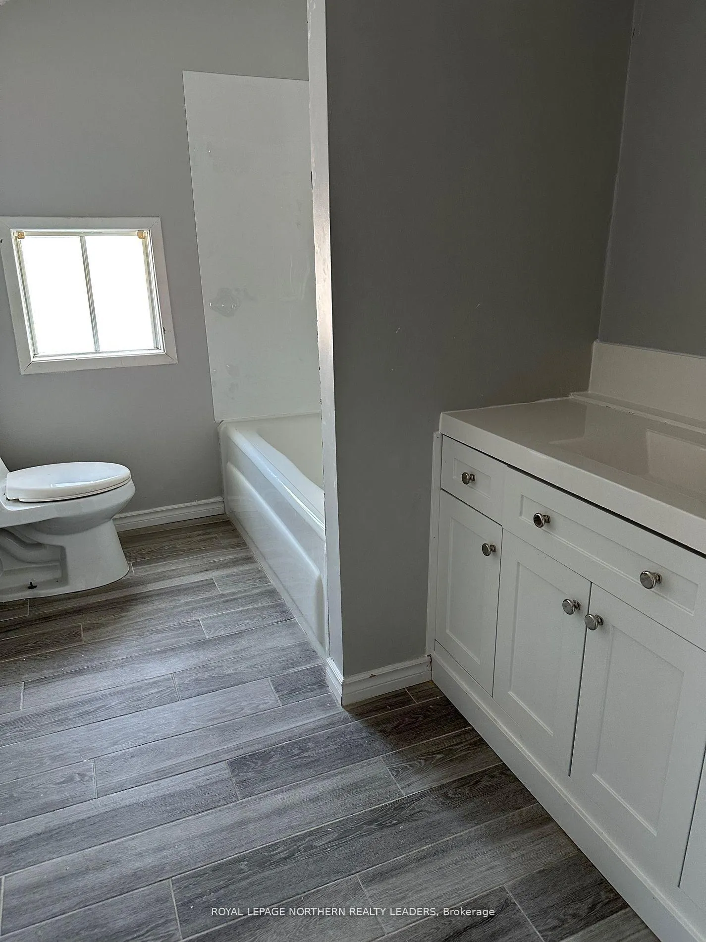 Photo 11 of 142 Kent Avenue, Timmins, TS - SW — HOMEH