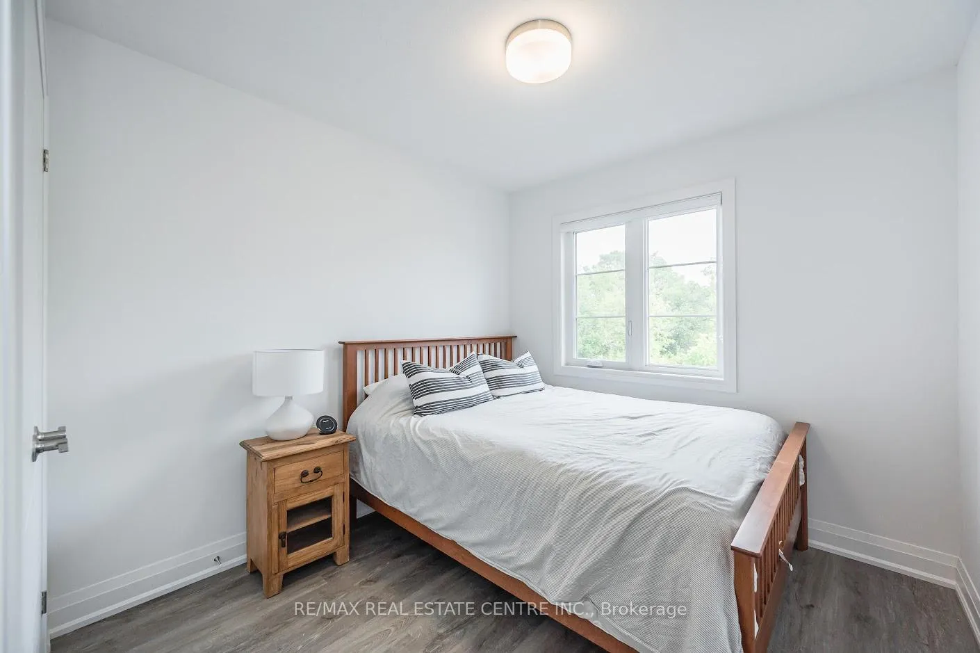 Photo 20 of 25 Steele Crescent, Guelph, St. Patrick's Ward — HOMEH