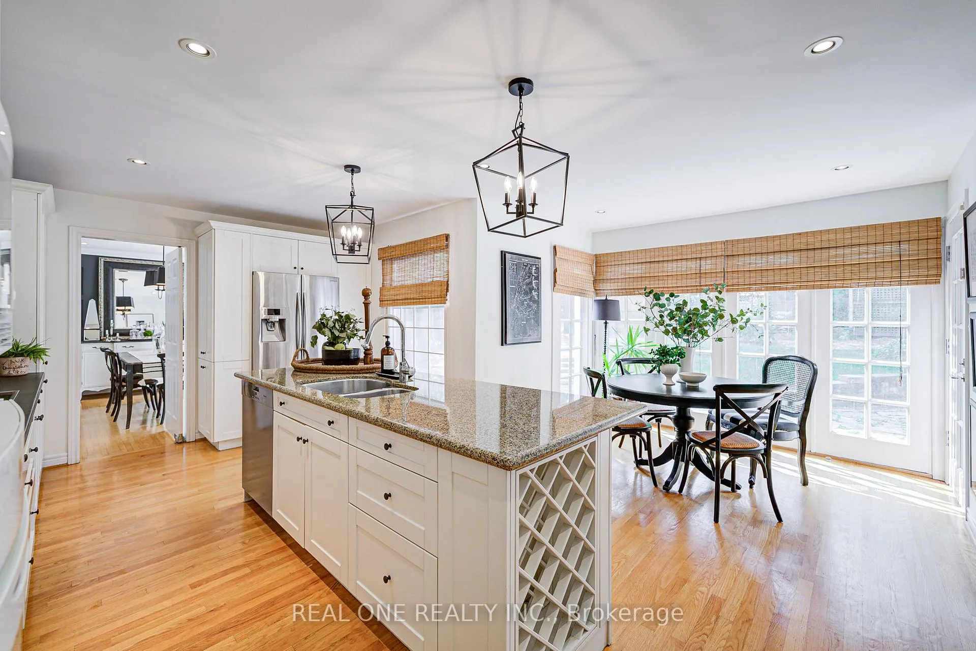 Photo 15 of 21 Alcaine Court, Markham, Thornhill — HOMEH