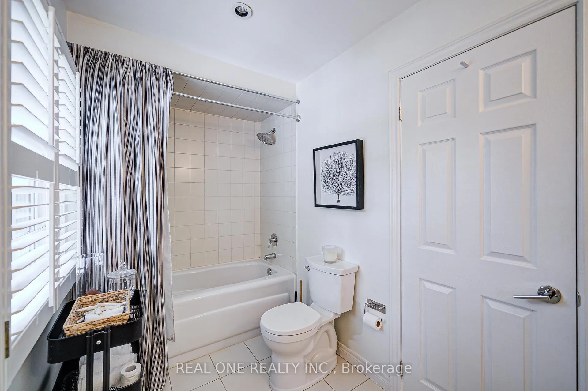 Photo 25 of 21 Alcaine Court, Markham, Thornhill — HOMEH