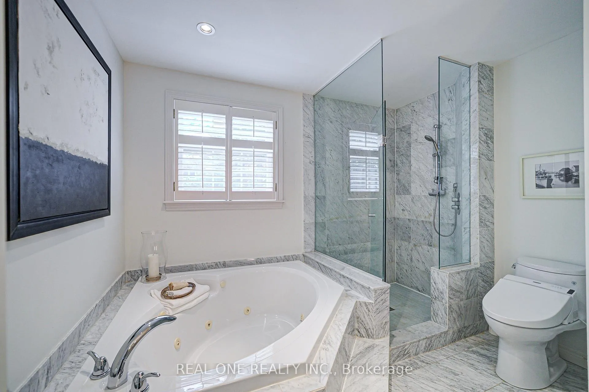 Photo 33 of 21 Alcaine Court, Markham, Thornhill — HOMEH