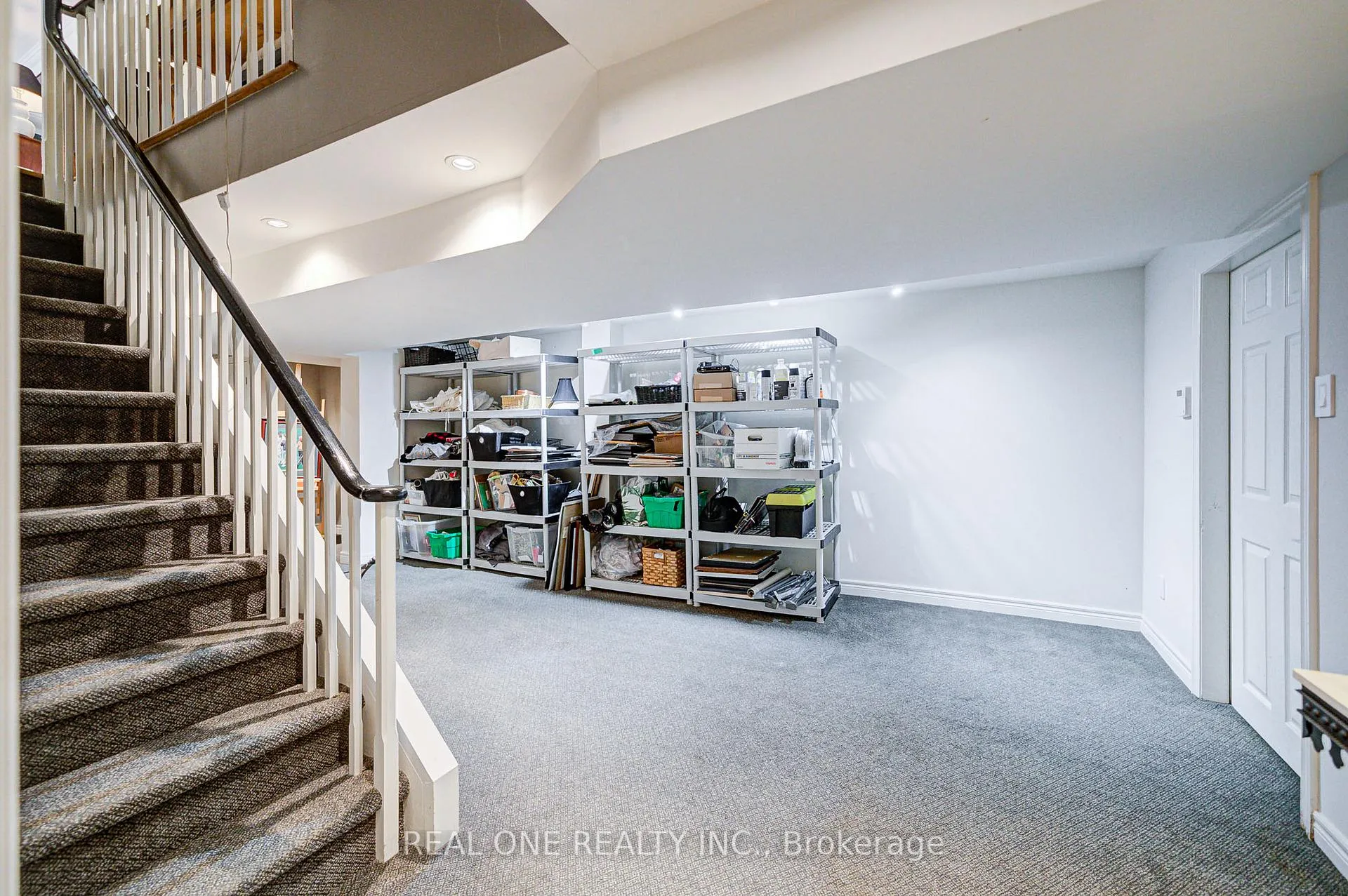 Photo 35 of 21 Alcaine Court, Markham, Thornhill — HOMEH
