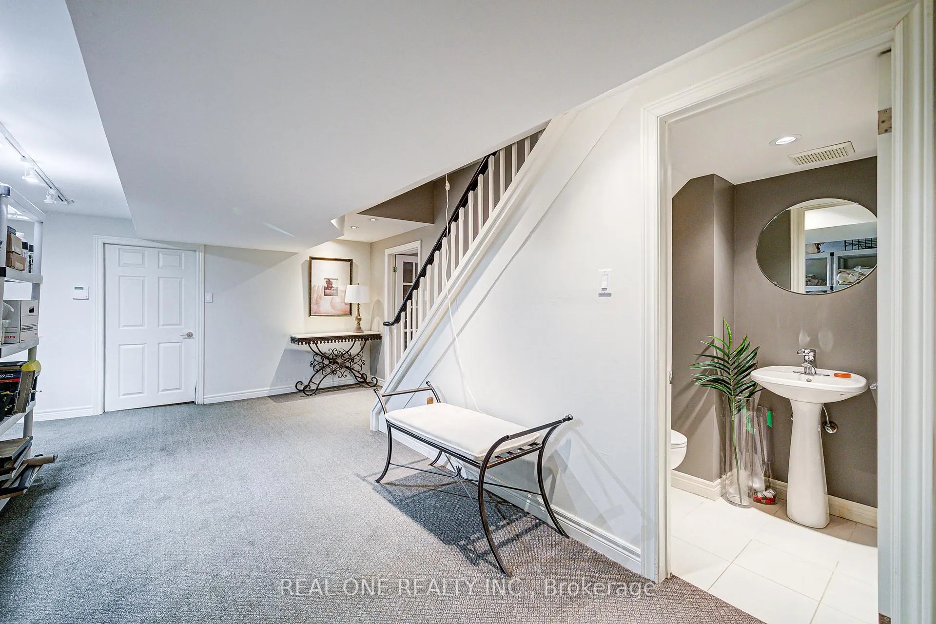 Photo 38 of 21 Alcaine Court, Markham, Thornhill — HOMEH