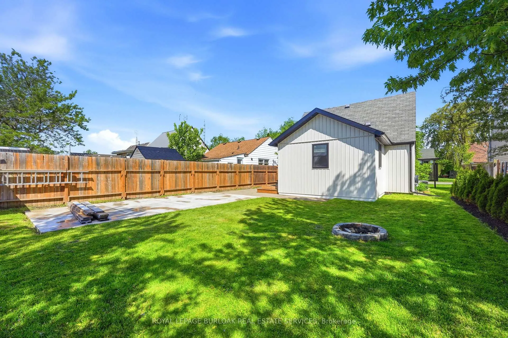 Photo 24 of 12 Beverly Street, St. Catharines, Oakdale — HOMEH