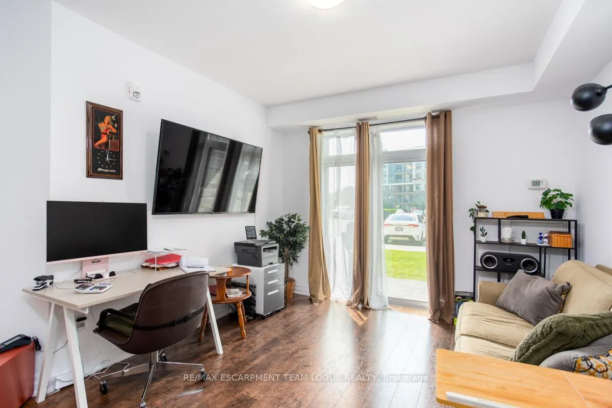 Photo 10 of Unit 128, 101 Shoreview Place, Hamilton, Stoney Creek — HOMEH