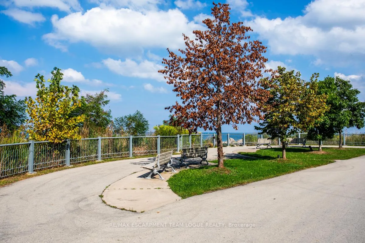 Photo 23 of Unit 128, 101 Shoreview Place, Hamilton, Stoney Creek — HOMEH