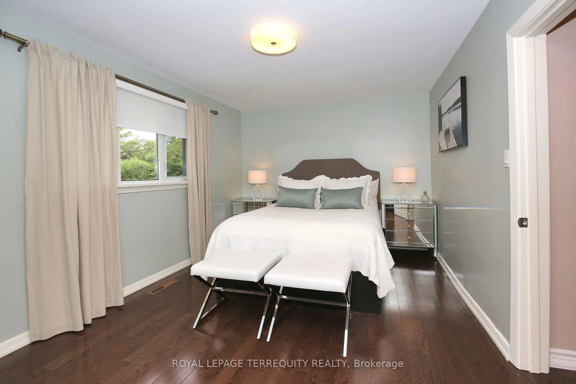 Photo 15 of 20 Paradise Avenue, Markham, Markham Village — HOMEH