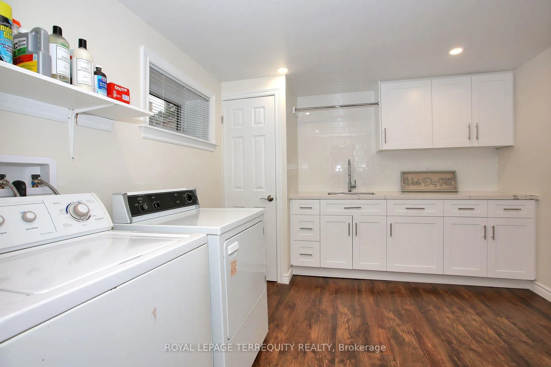 Photo 21 of 20 Paradise Avenue, Markham, Markham Village — HOMEH
