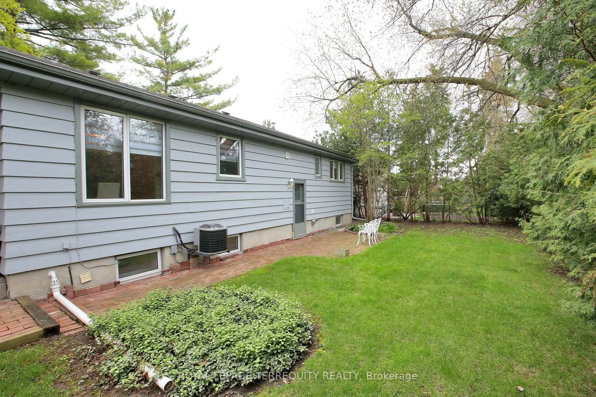 Photo 23 of 20 Paradise Avenue, Markham, Markham Village — HOMEH