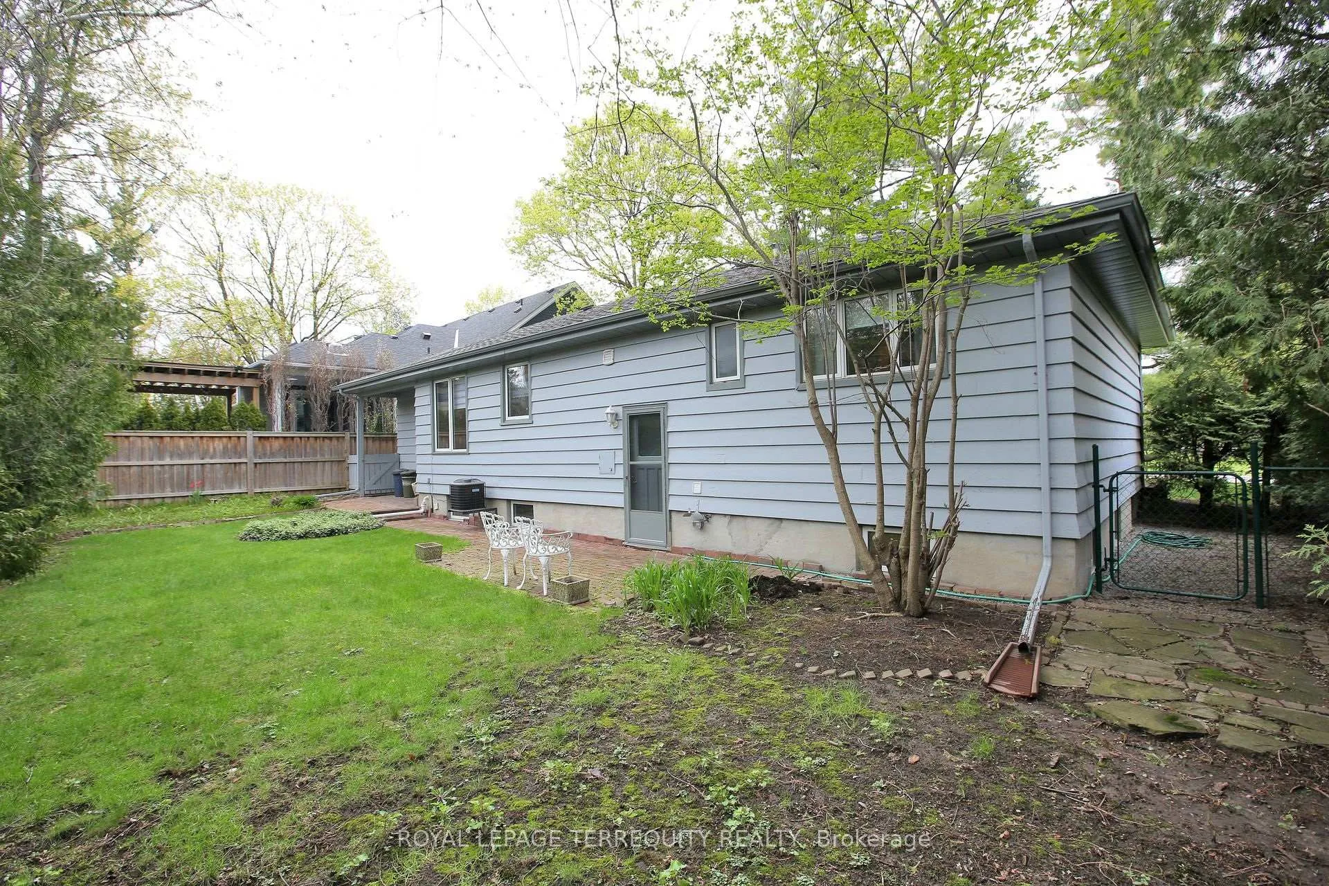 Photo 25 of 20 Paradise Avenue, Markham, Markham Village — HOMEH