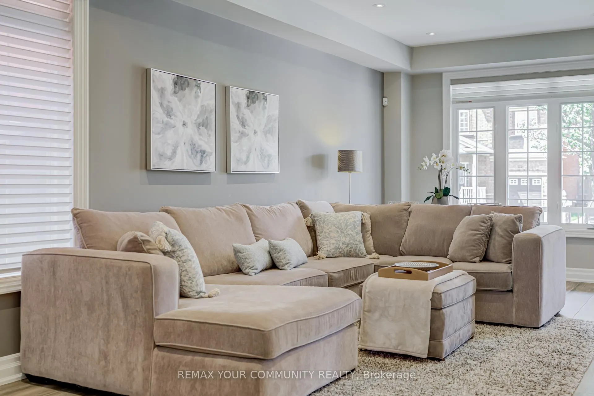 Photo 4 of 21 Amparo Drive, Vaughan, Vellore Village — HOMEH