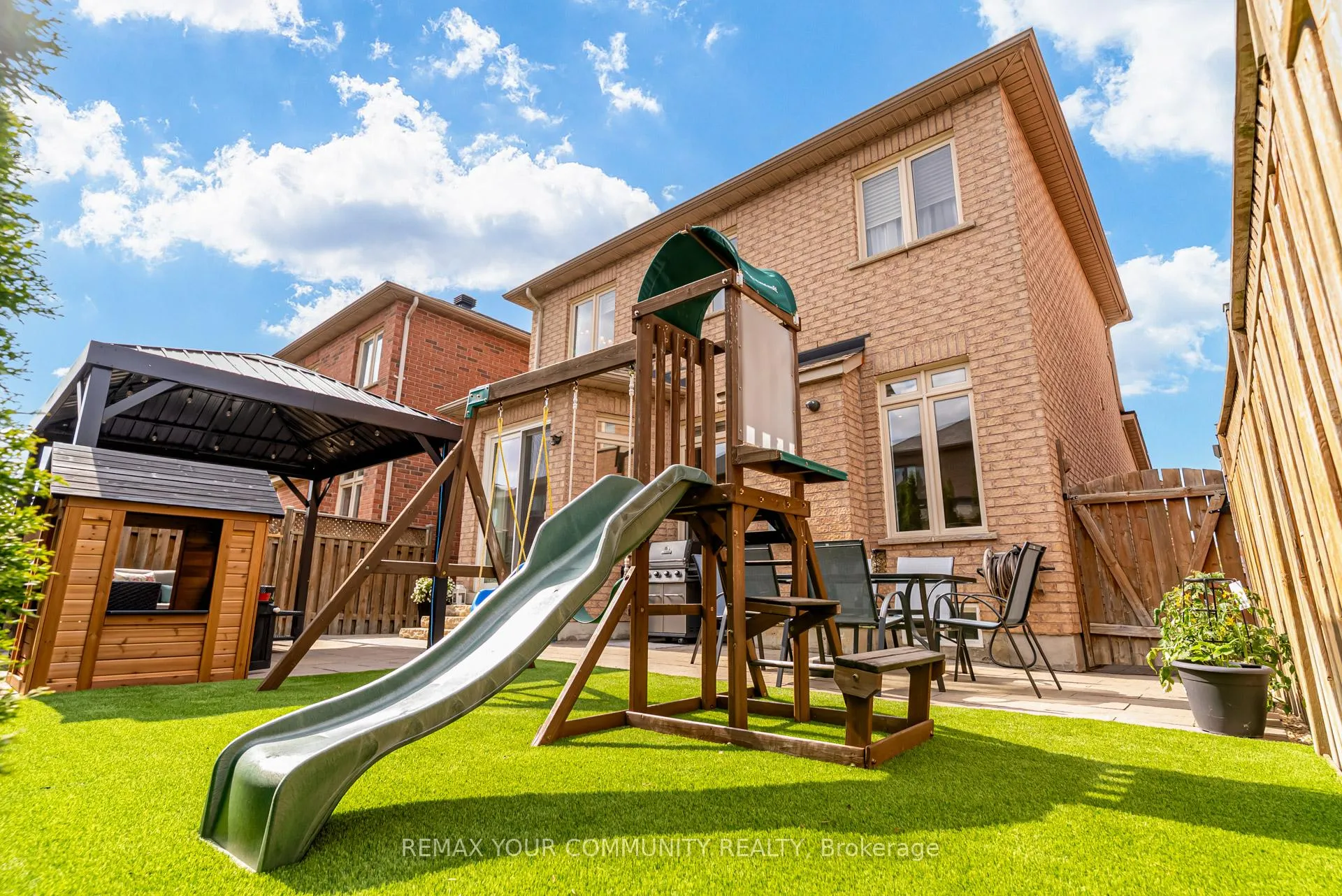Photo 36 of 21 Amparo Drive, Vaughan, Vellore Village — HOMEH