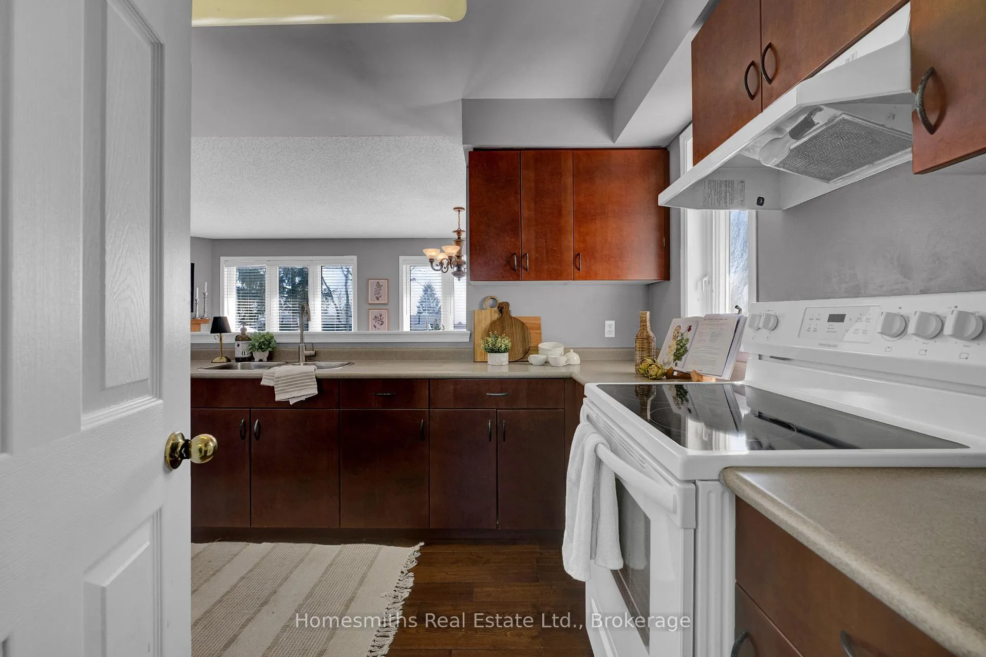 Photo 10 of 89A Wilmot Trail, Clarington, Bowmanville — HOMEH
