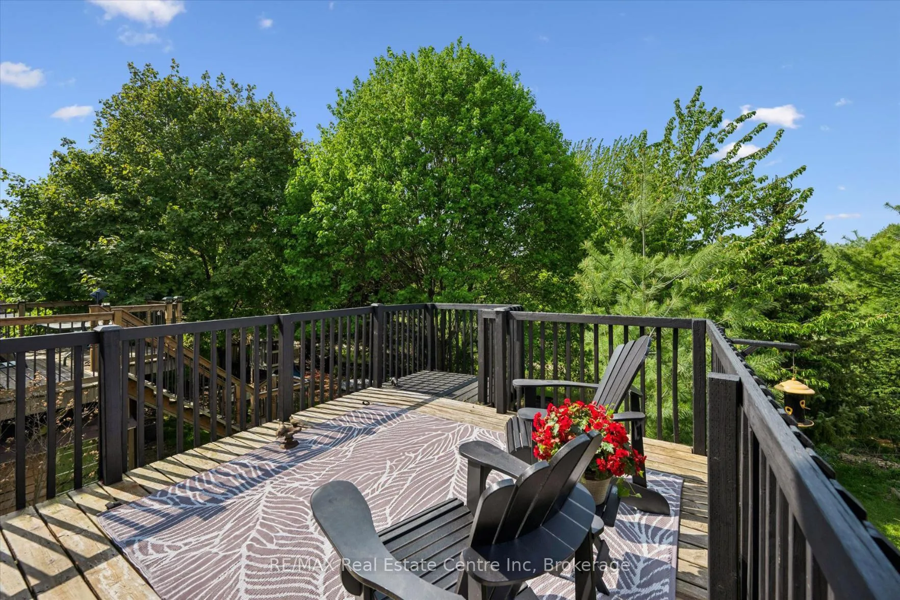 Photo 19 of 17 Gibbs Crescent, Guelph, Clairfields/Hanlon Business Park — HOMEH