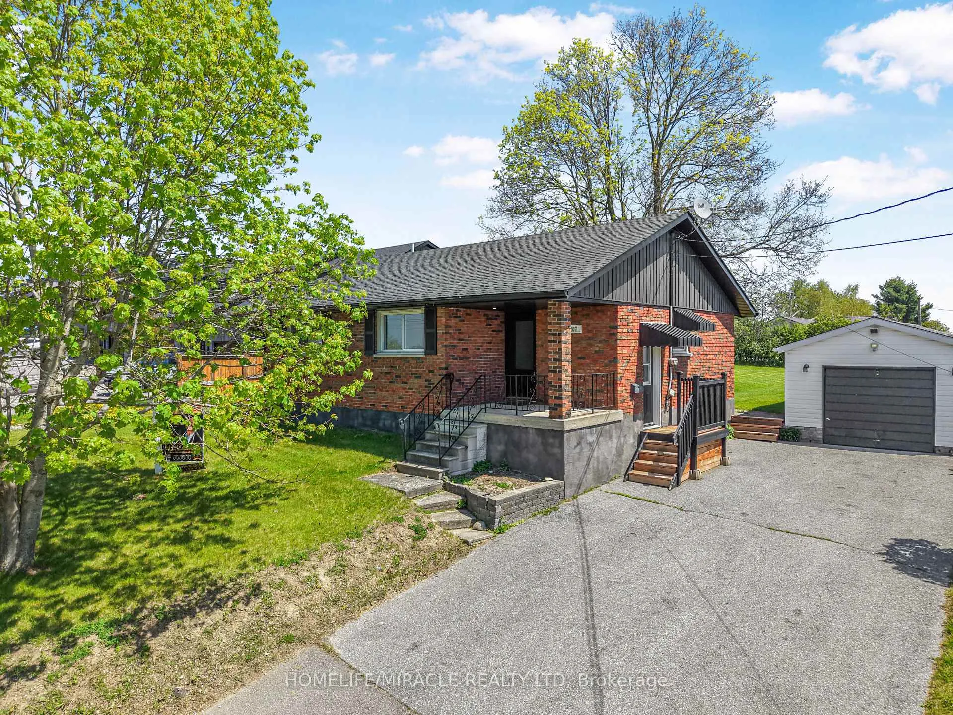 Photo 6 of 207 Baker Street, Stirling-Rawdon, Stirling Ward — HOMEH