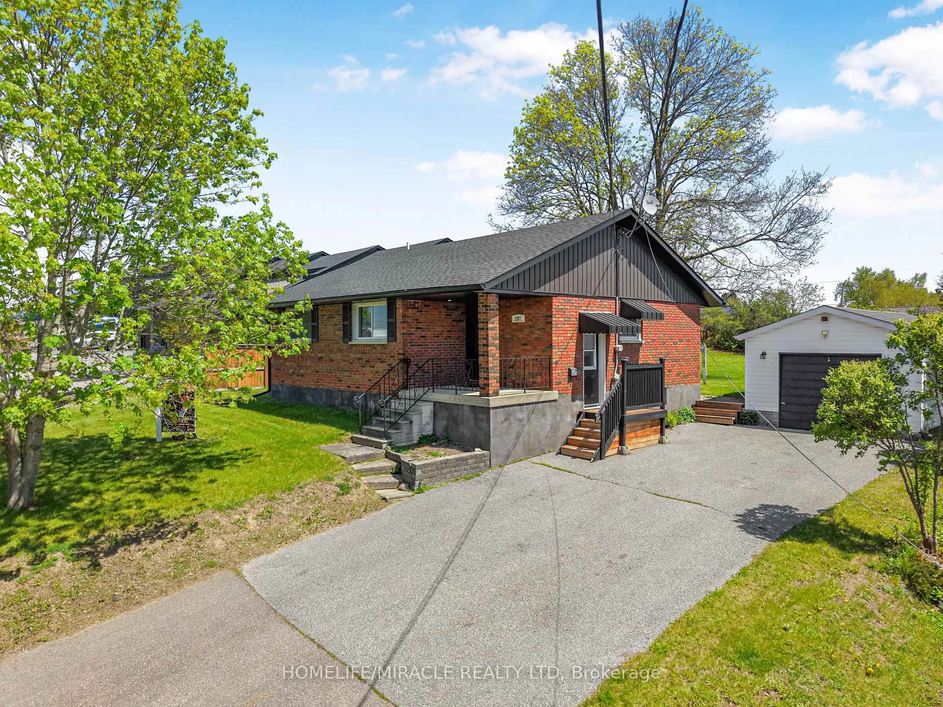 Photo 7 of 207 Baker Street, Stirling-Rawdon, Stirling Ward — HOMEH