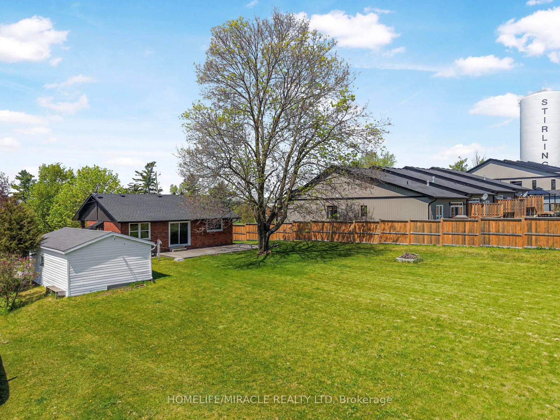 Photo 39 of 207 Baker Street, Stirling-Rawdon, Stirling Ward — HOMEH