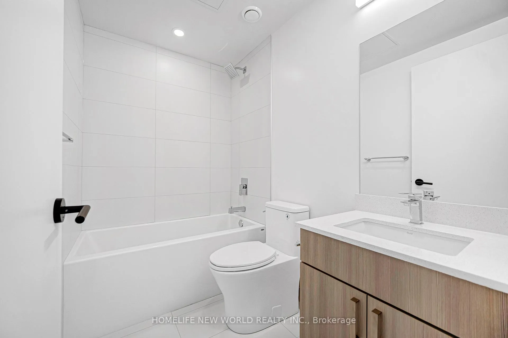 Photo 28 of Unit 807, 758 Dovercourt Road, Toronto, Dovercourt-Wallace Emerson-Junction — HOMEH
