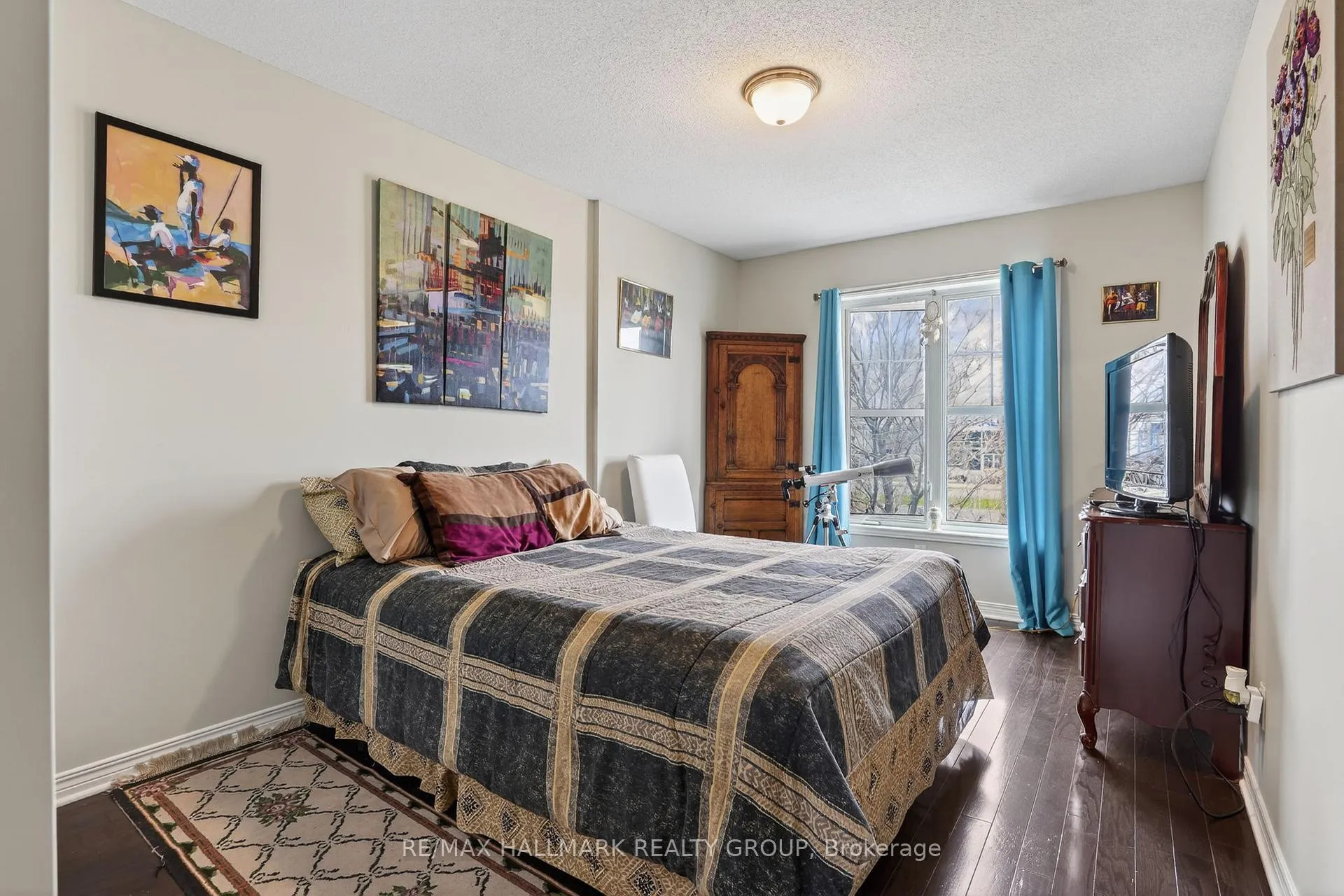 Photo 23 of 136 Prem Circle, Ottawa, Barrhaven - Cedargrove/Fraserdale — HOMEH