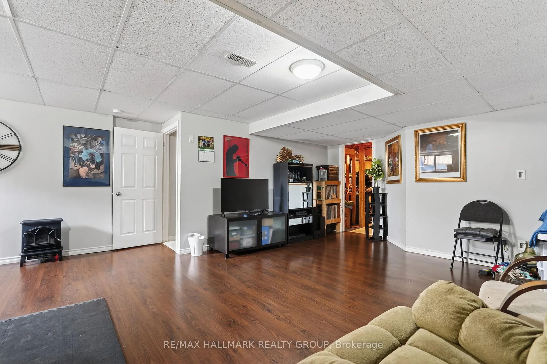 Photo 35 of 136 Prem Circle, Ottawa, Barrhaven - Cedargrove/Fraserdale — HOMEH