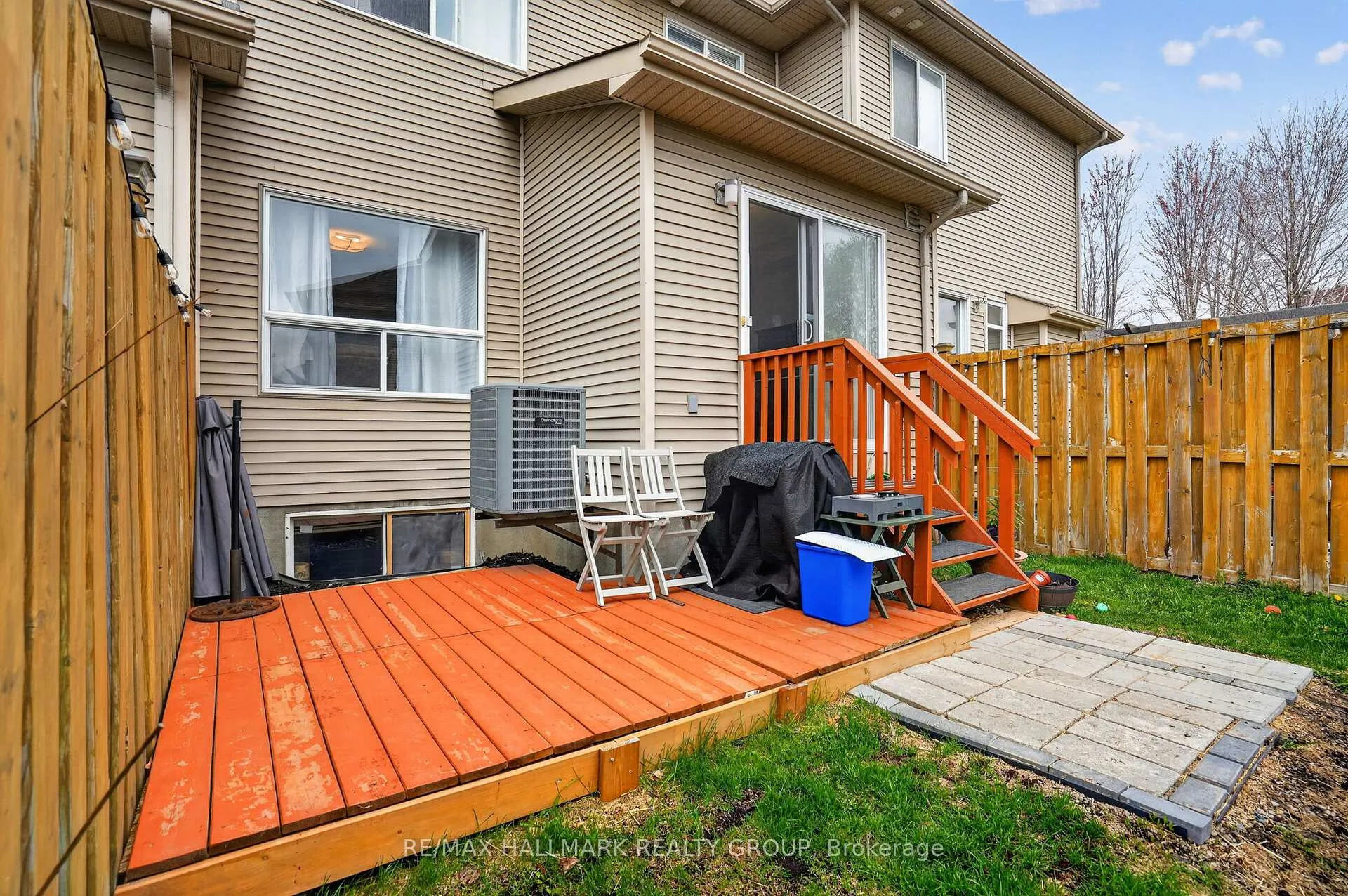 Photo 40 of 136 Prem Circle, Ottawa, Barrhaven - Cedargrove/Fraserdale — HOMEH