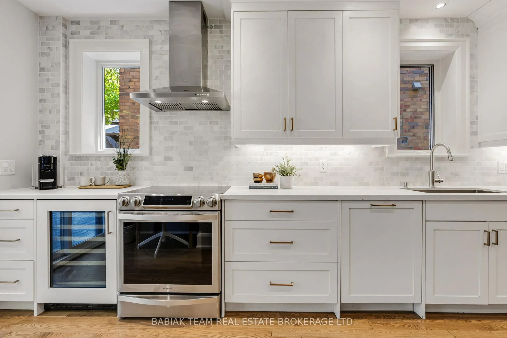 Photo 14 of 383 Armadale Avenue, Toronto, Runnymede-Bloor West Village — HOMEH