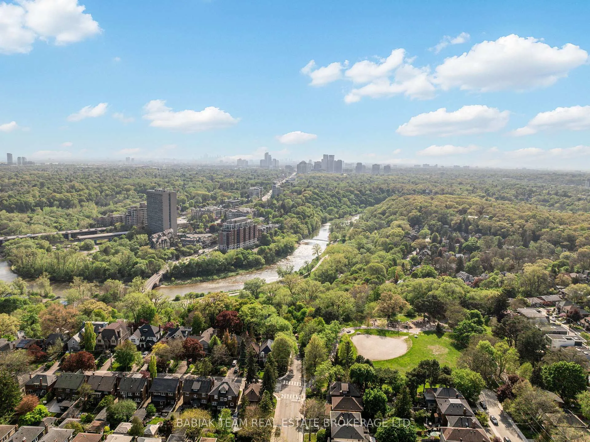 Photo 46 of 383 Armadale Avenue, Toronto, Runnymede-Bloor West Village — HOMEH