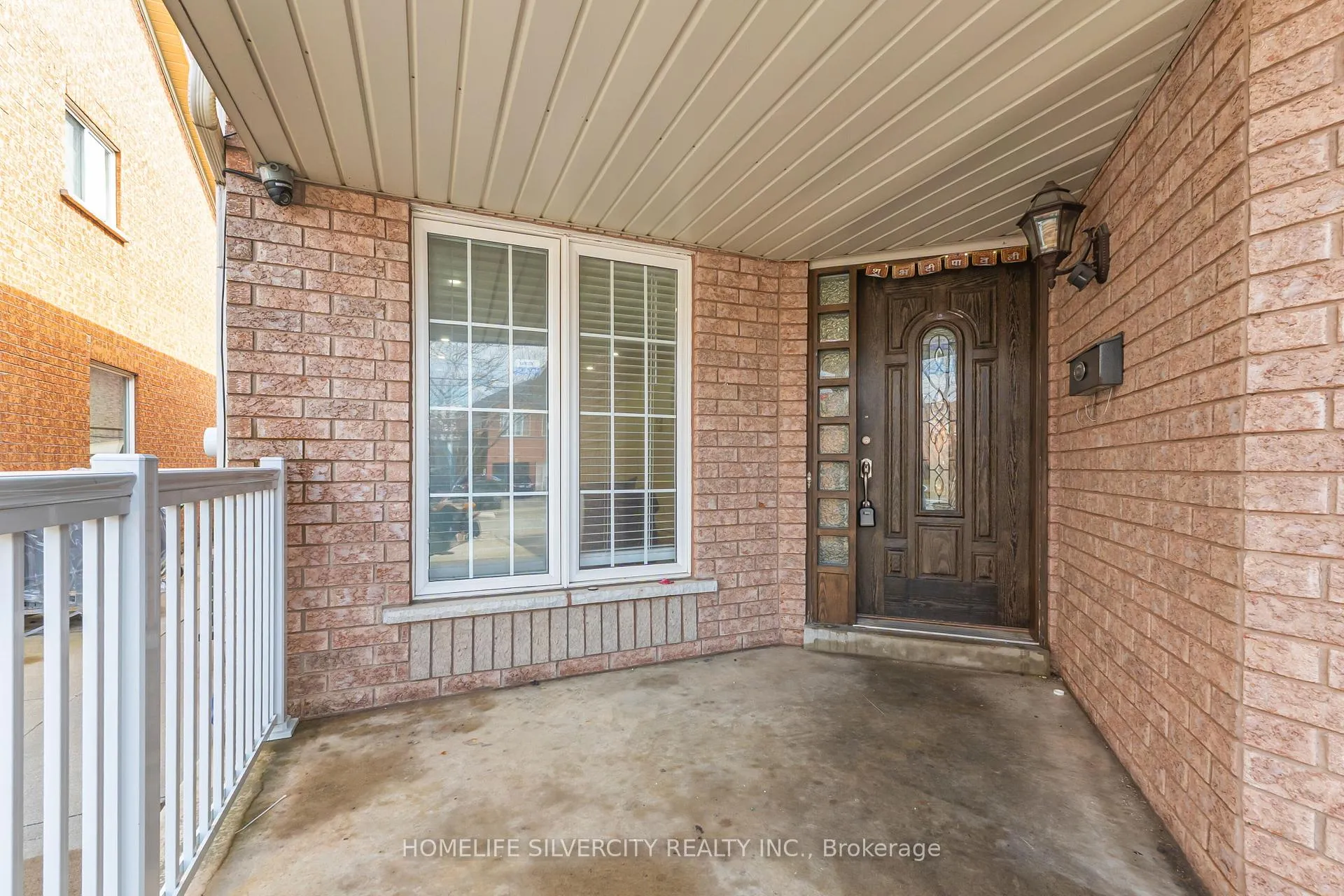 Photo 5 of 19 Vintage Gate, Brampton, Fletcher's Creek Village — HOMEH