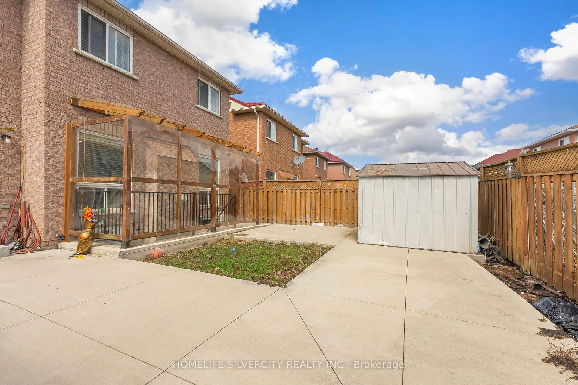 Photo 50 of 19 Vintage Gate, Brampton, Fletcher's Creek Village — HOMEH
