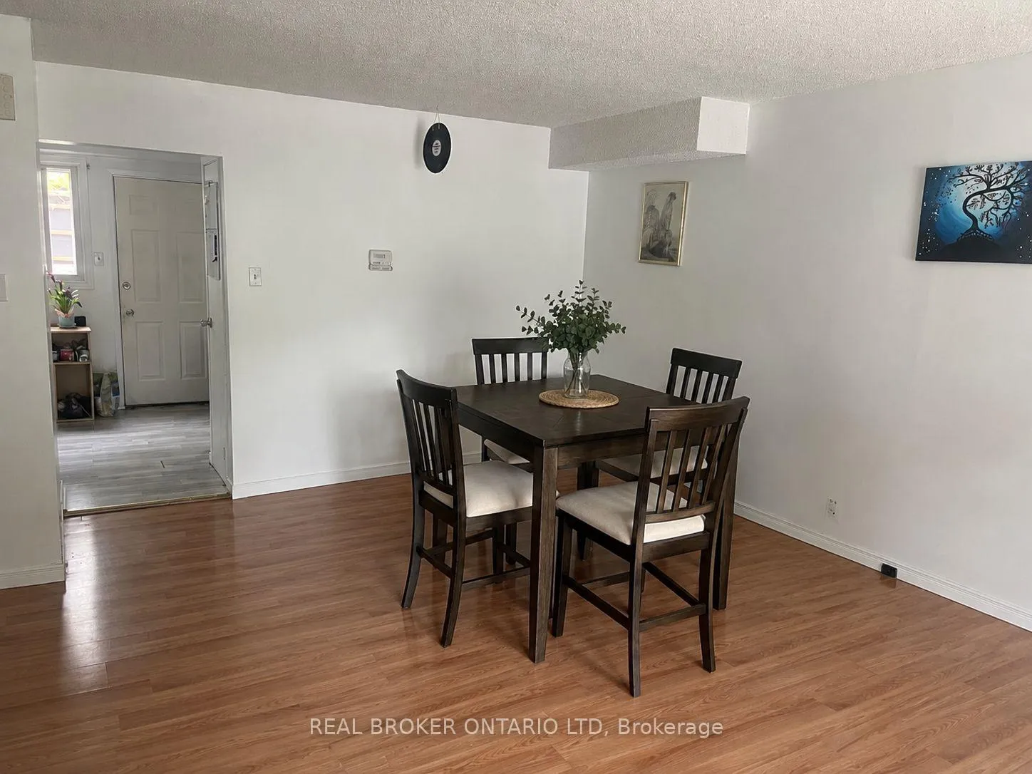 Photo 3 of Unit 24, 75 Gatewood Place, London, East A — HOMEH