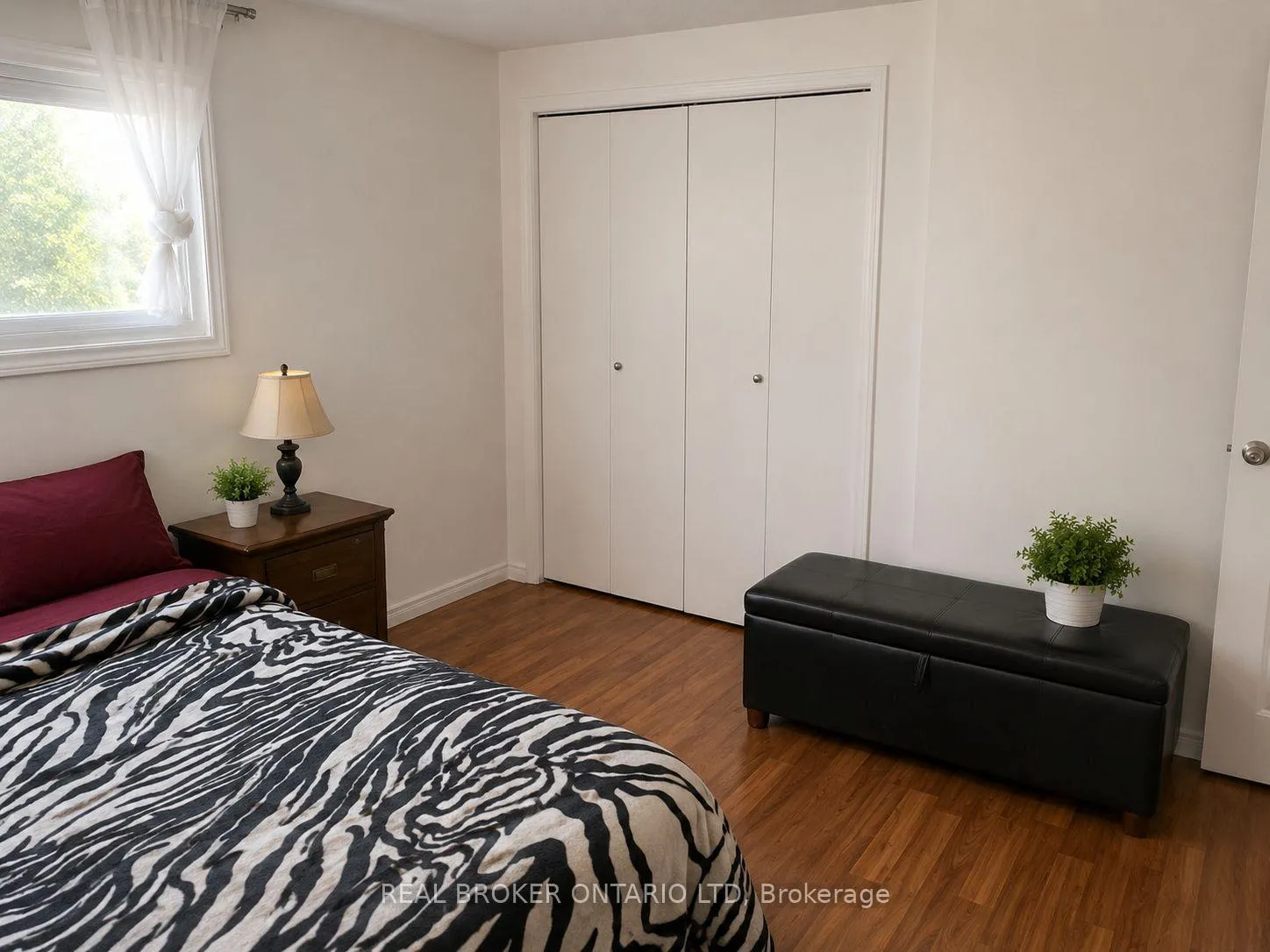 Photo 8 of Unit 24, 75 Gatewood Place, London, East A — HOMEH