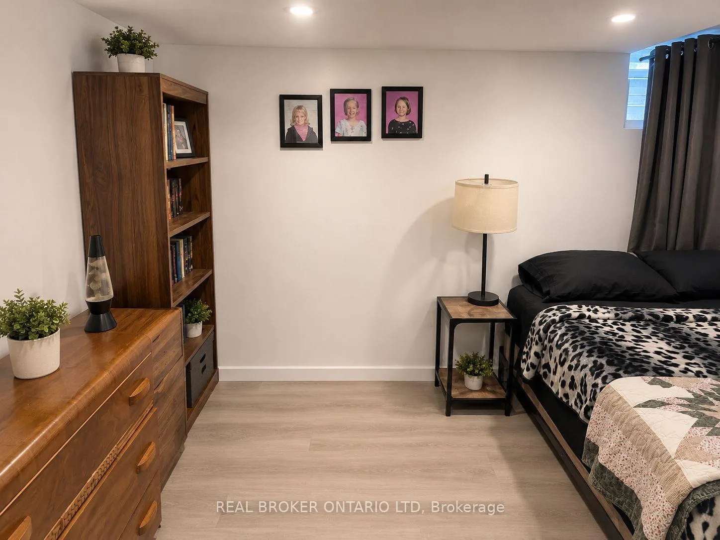 Photo 14 of Unit 24, 75 Gatewood Place, London, East A — HOMEH