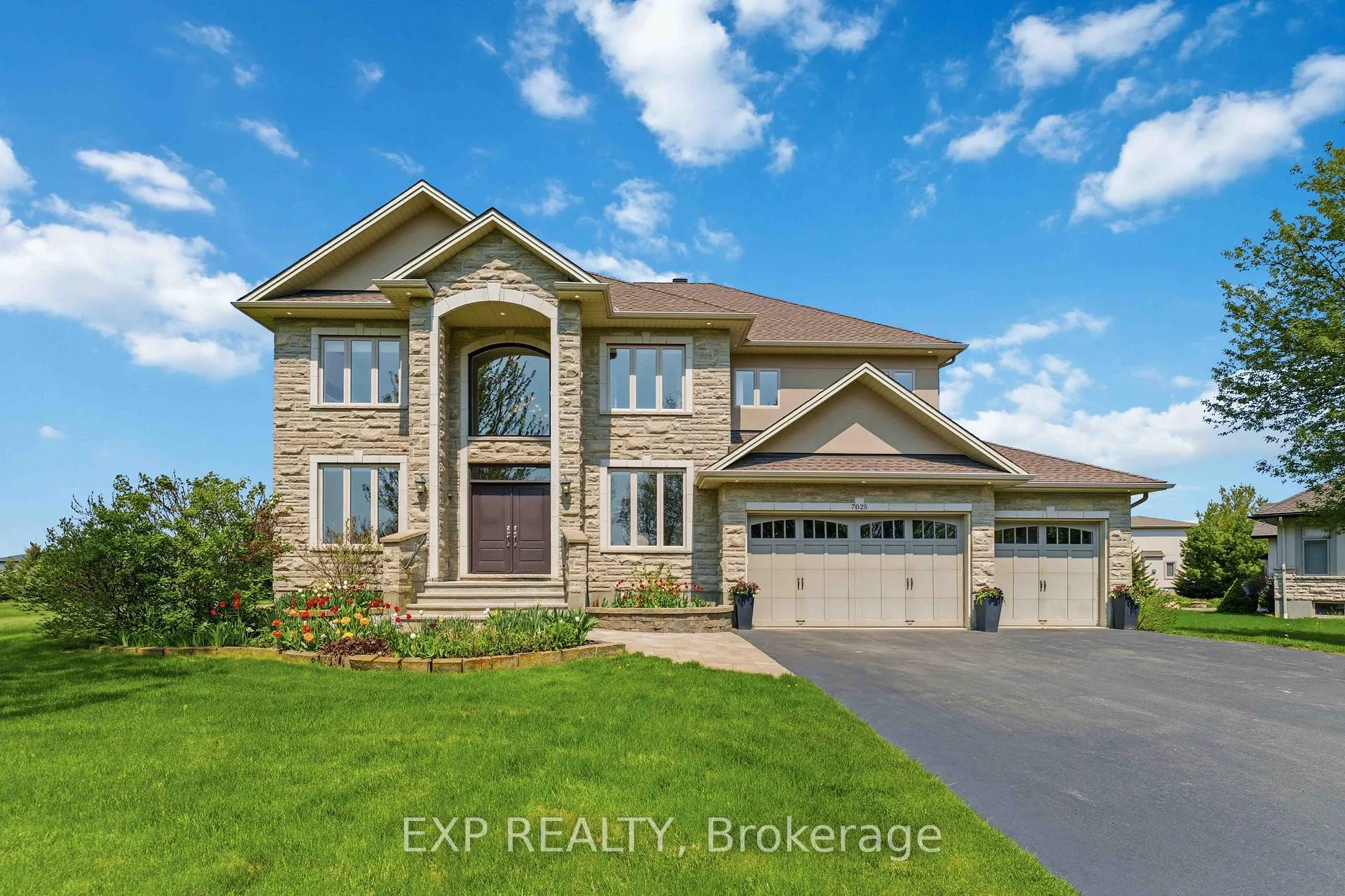Front of 7025 Still Meadow Way