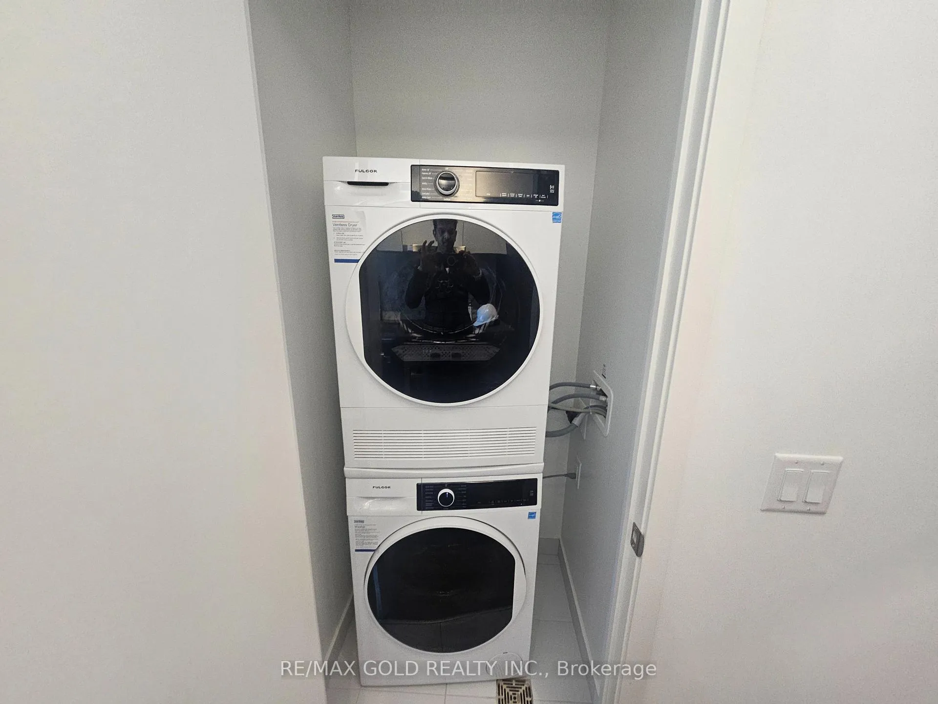 Photo 10 of Unit 4102, 180 Front Street E, Toronto, Moss Park — HOMEH