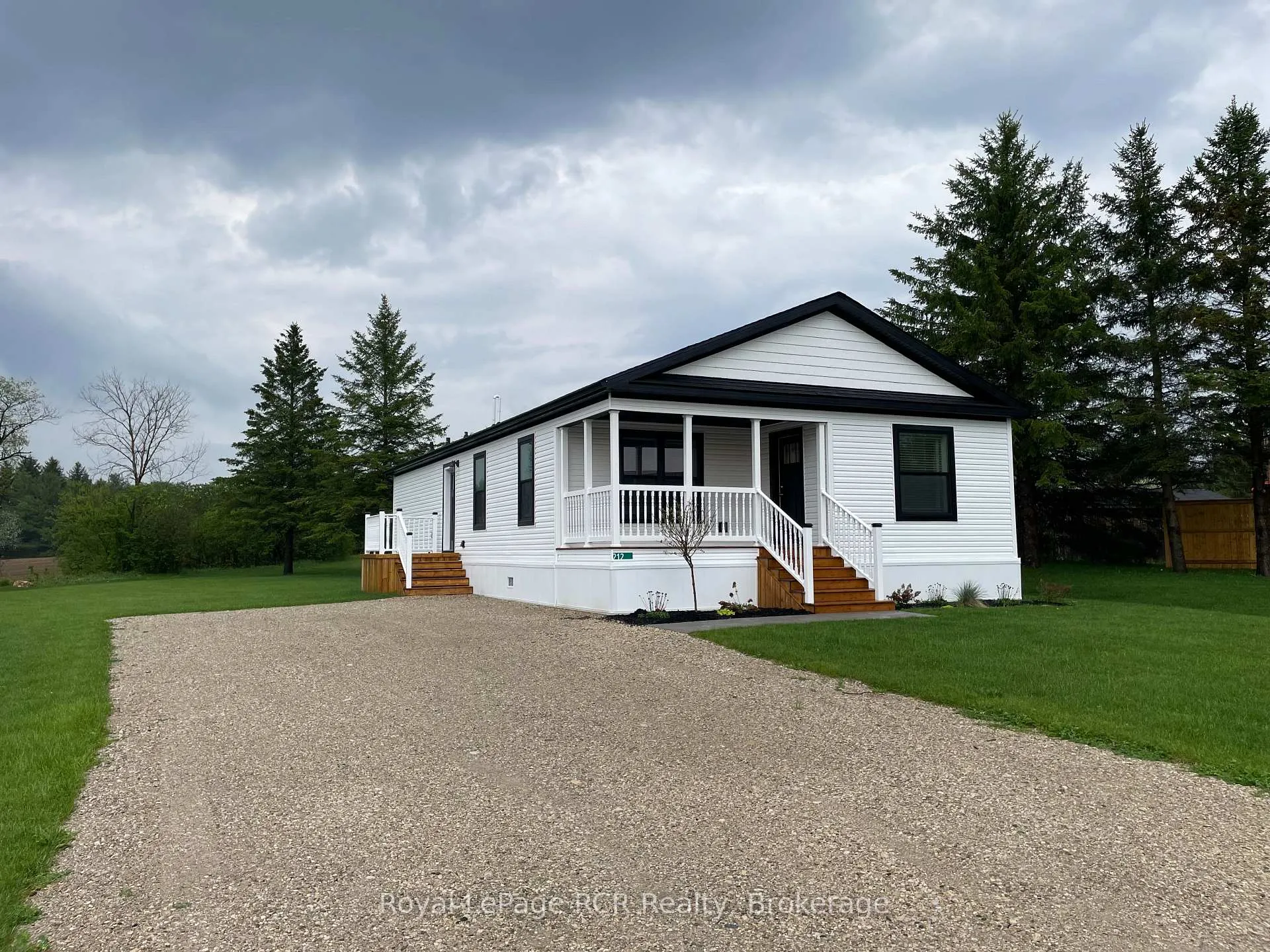 Photo 2 of 212 Spruce Drive, West Grey — HOMEH