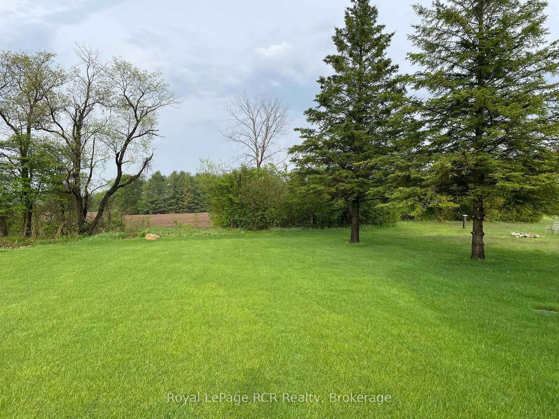 Photo 5 of 212 Spruce Drive, West Grey — HOMEH