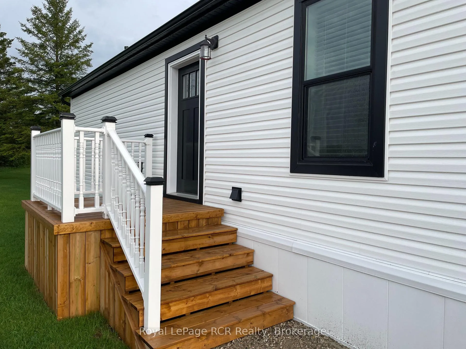 Photo 6 of 212 Spruce Drive, West Grey — HOMEH