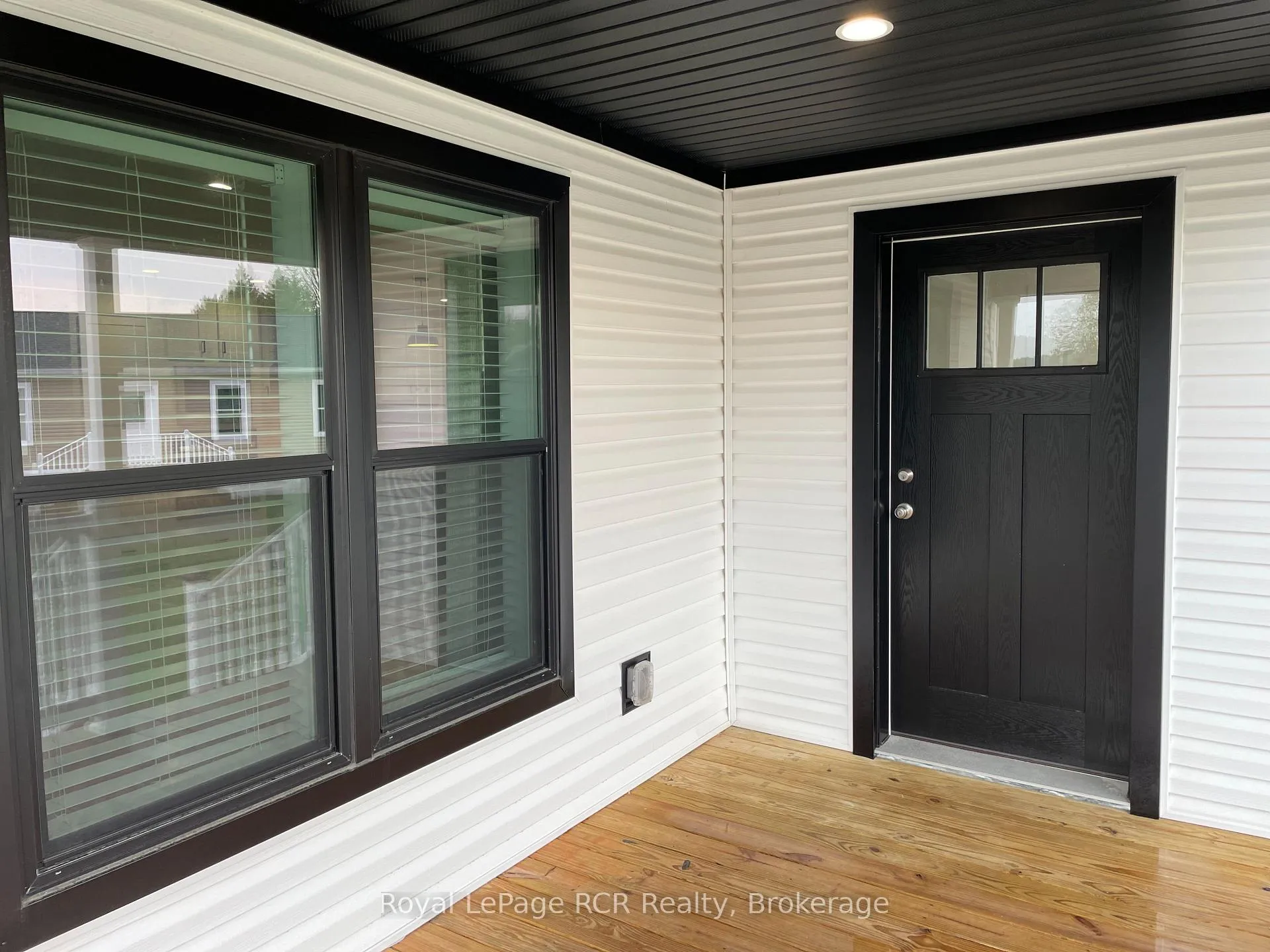 Photo 10 of 212 Spruce Drive, West Grey — HOMEH